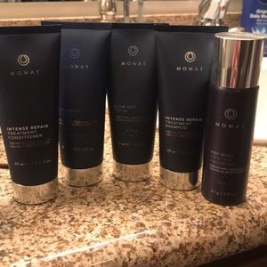 Monat sample system